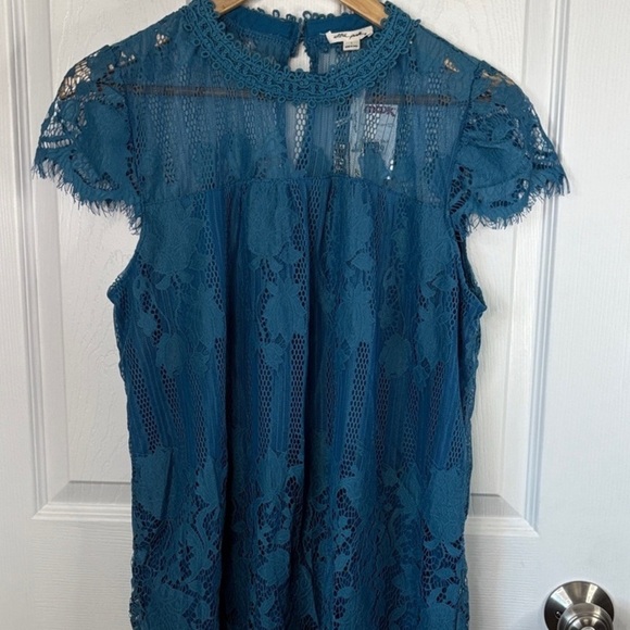 2 for 1 Bundle Michael Kors M Navy Floral Flutter Tank/NWT Ultra Pink Teal Tank - Picture 10 of 14